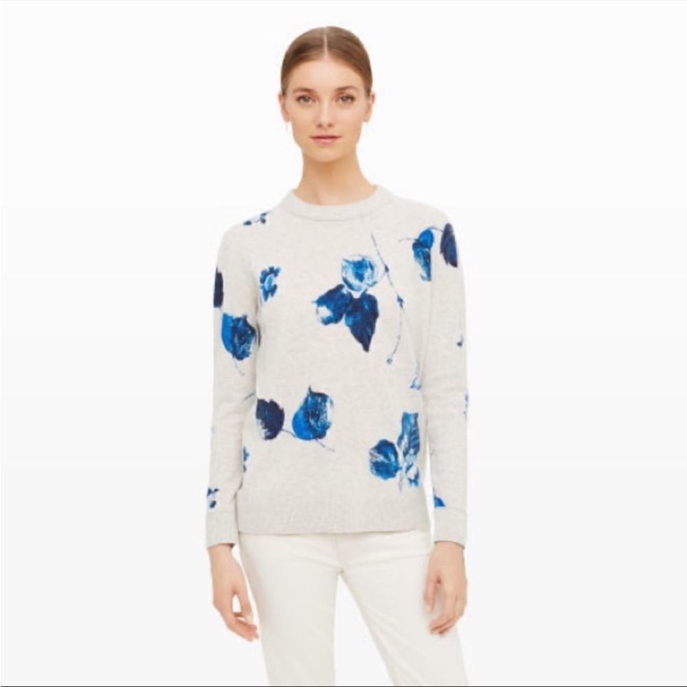 Club Monaco Mysie Gray Blue Floral Design Wool Blend Pullover Sweater Feminine
